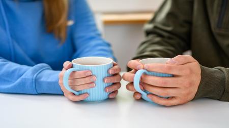 Interwencja wobec osoby uzależnionej - jak rozmawiać i skutecznie pomóc bliskiej osobie?